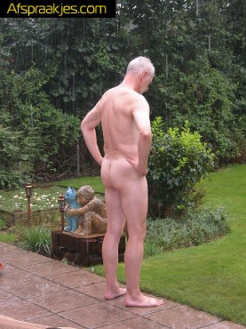 vriendin voor oosterse erotische massage  gezocht