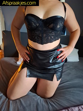 Peggy18j,selena 18j,Nadia Ecup,Luna 24j,lilina…veel meisjes aanwezig!
