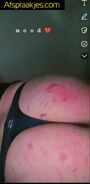 Onderdanige kinky zoekt dominante meester