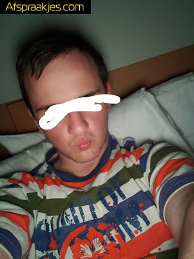 Koppel of dame gezocht om dit weekend af te koelen in Antwerpen met een verzorgde man