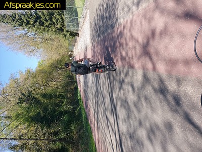 Dominante dame gezocht voor eerste ervaringen,  experimenteren. 