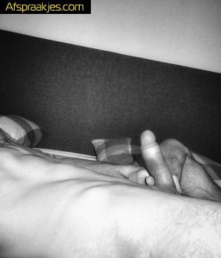 Oudere vrouw gezocht voor sensuele date