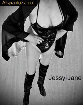 Sexy Milf heeft er zin in xx