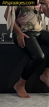 Beginnende crossdresser zoekt CD, Trav, Femboy of Bi-man/koppel