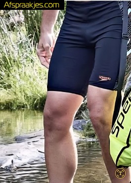 Leuke spannende date gezocht met toffe dame of studente