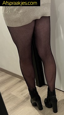 Zoek man(nen)00k 55+ liefst klienere dunnere pikken. Koppels. Bikoppels. Antw met pik foto