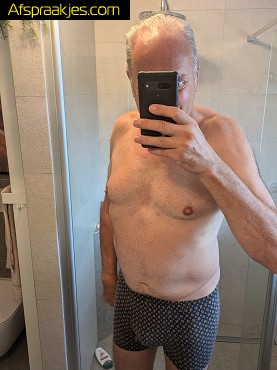 Warme sensuele massage bij mij thuis zondag?