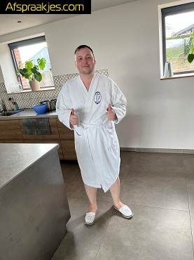 Opzoek naar leuk koppel voor eerste sauna/club ervaring