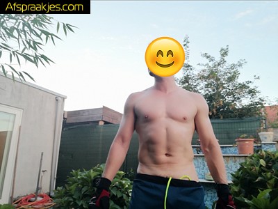 Zacht introvert gezelschap voor lieve dames.