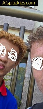 Vast bi koppel gezocht