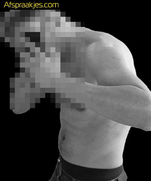 als vrouw ANONIEM meespelen in REVERSE gangbang, safe, gefilmd, pay