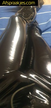 Leder, lak en latex fetisjisten gezocht !