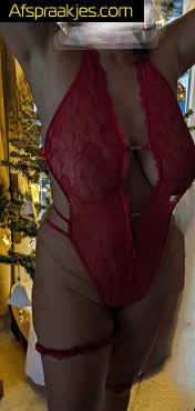 Jonge, grootgeschapen, goodlooking,slanke man voor trio/ cuckold gezocht 