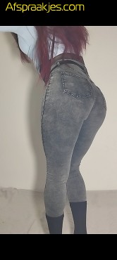 Onderdanige sissy trav
