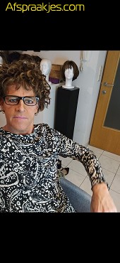 erotische massage met leuke sexy T GIRL