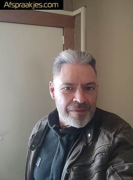 Single man zoekt (stoei)poes(je)